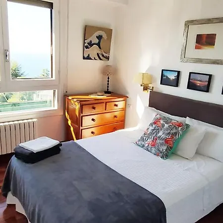 Igeldo House Apartament *