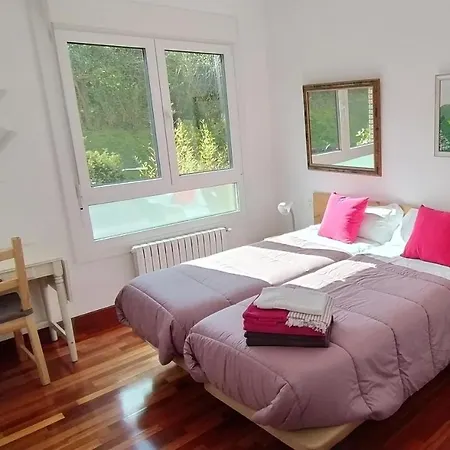 Igeldo House Apartamento *